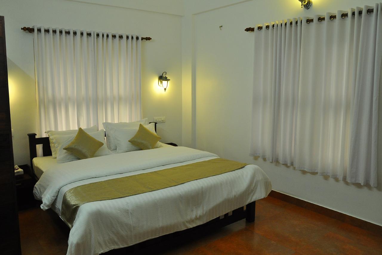 Palm Beach Villa Cseráj-part Kültér fotó