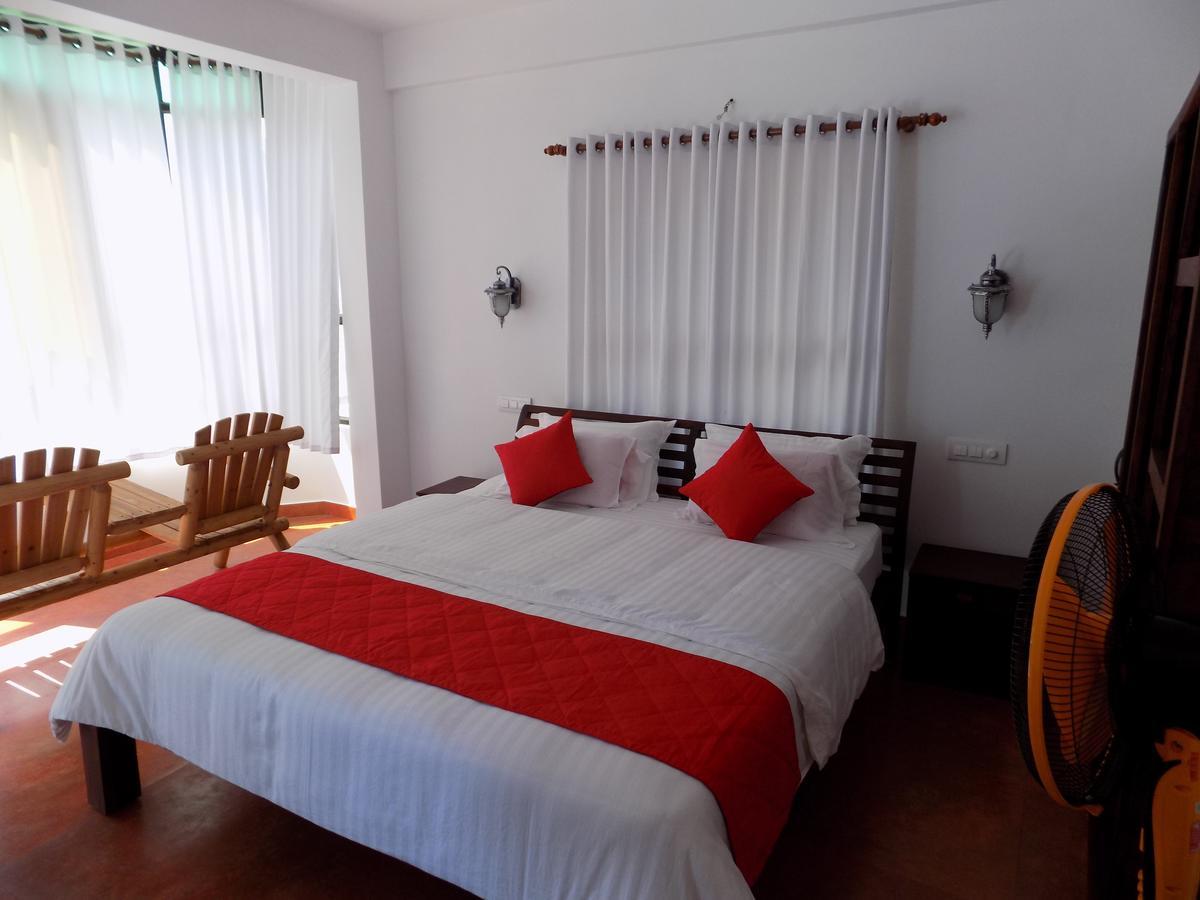 Palm Beach Villa Cseráj-part Kültér fotó
