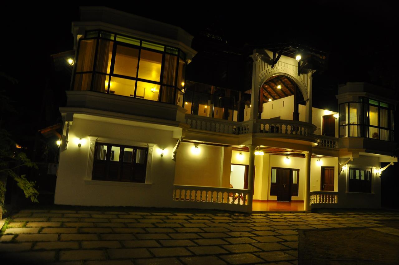 Palm Beach Villa Cseráj-part Kültér fotó