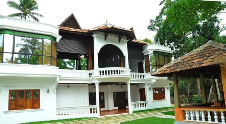 Palm Beach Villa Cseráj-part Kültér fotó